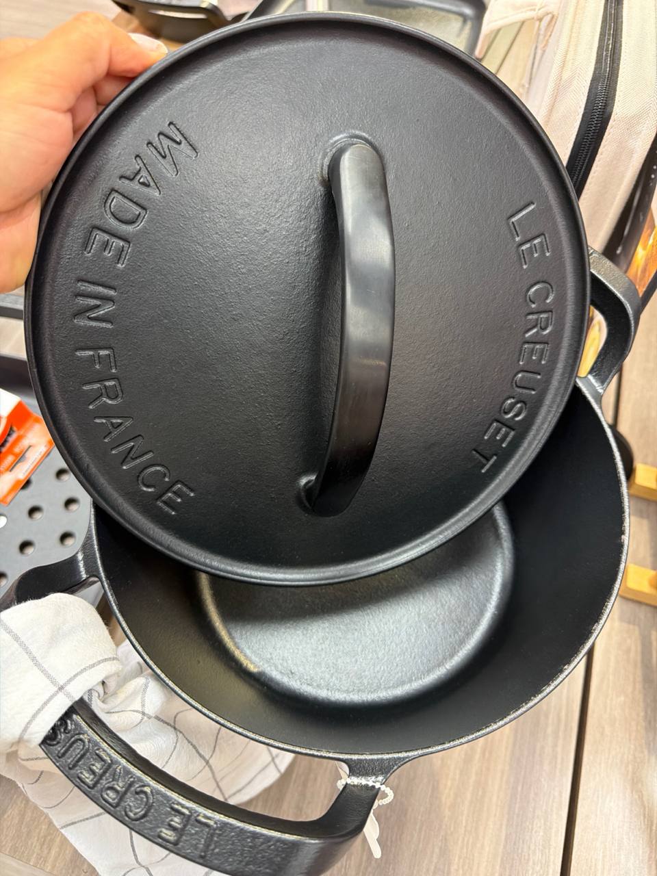 Panela oval ferro fundido 4.25 ln (Não acompanha pano)