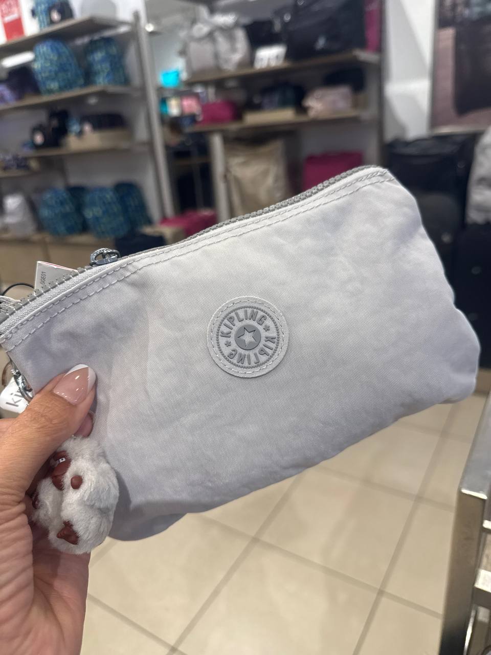 CREATVTYXL necessaire