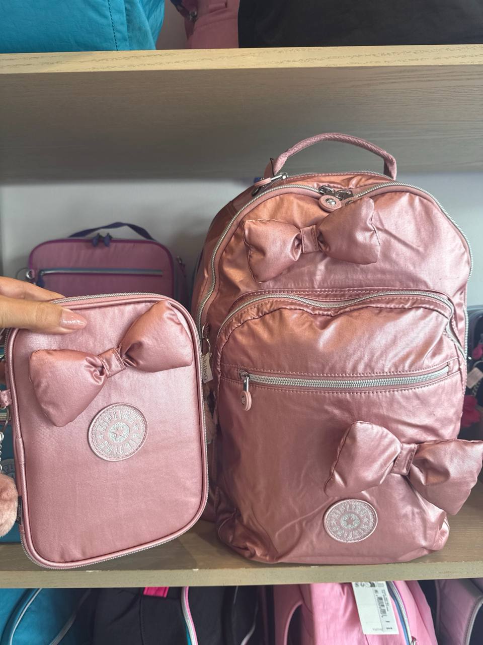 Kit Mochila Seoul + Estojo 100 pens