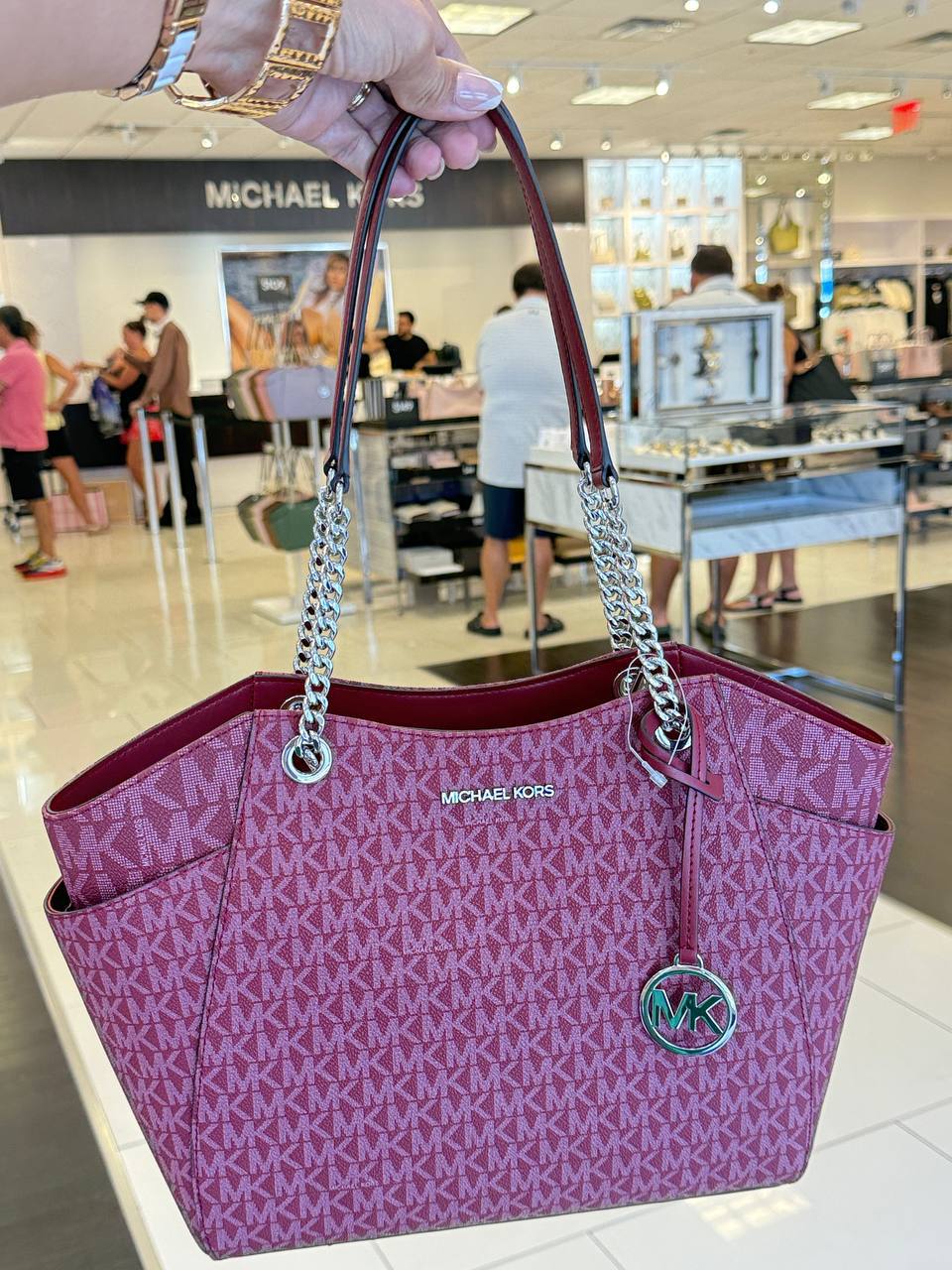 JET SET CHAIN SHLDR TOTE