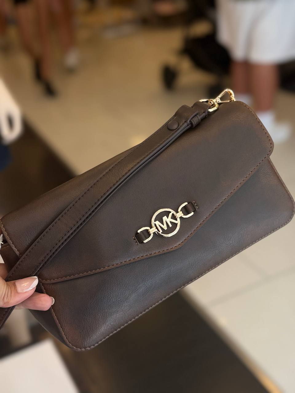 KACEY MD FLAP SHLDR LEATHER com alça conversível