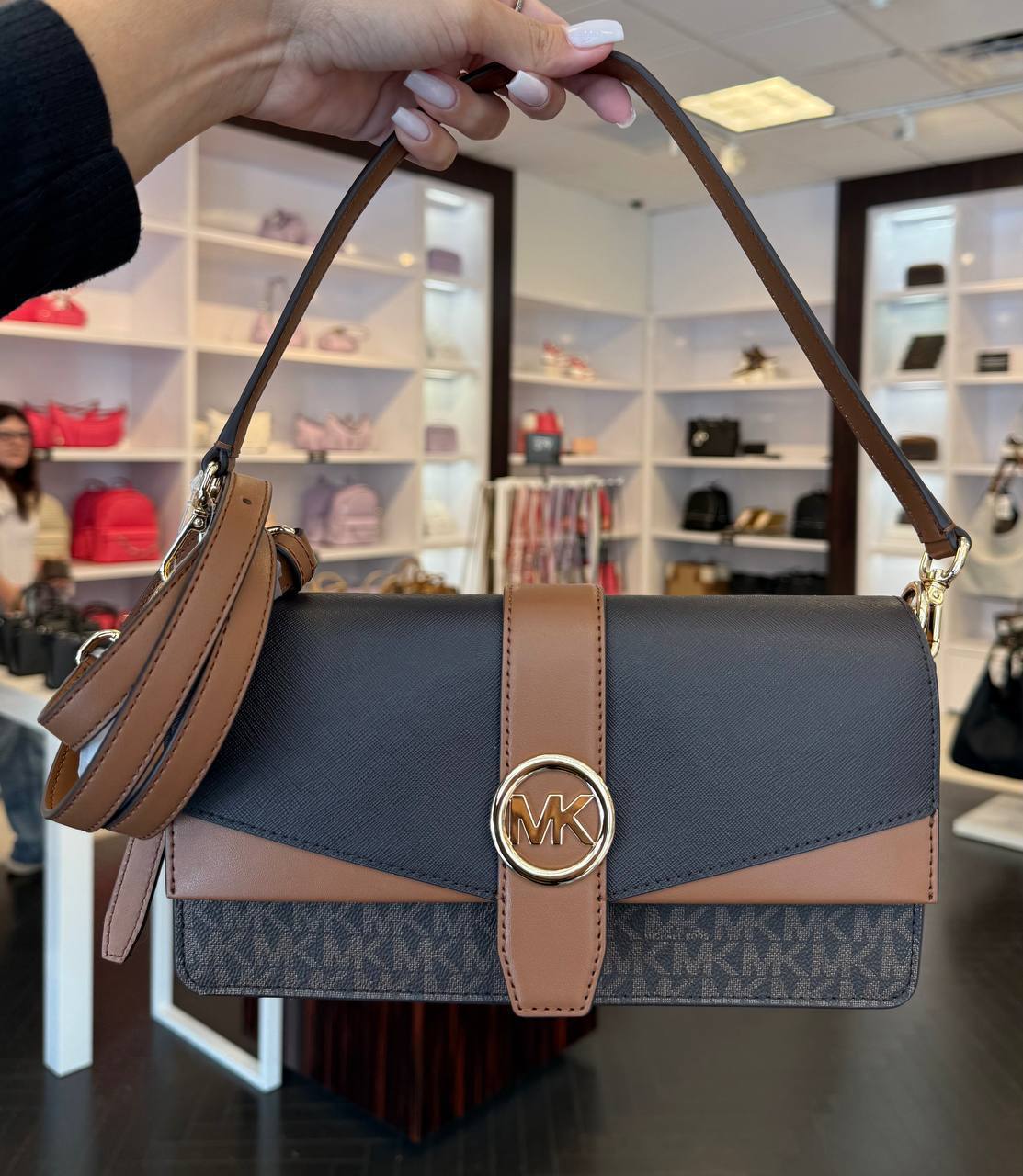 Bolsa com alça extra  CROSSBODY GREENWICH MD Flap