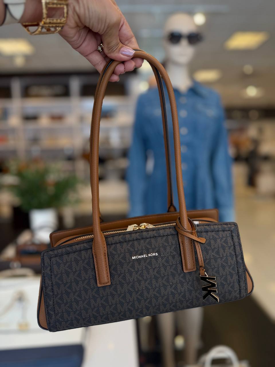 LAILA SM Shoulder tote