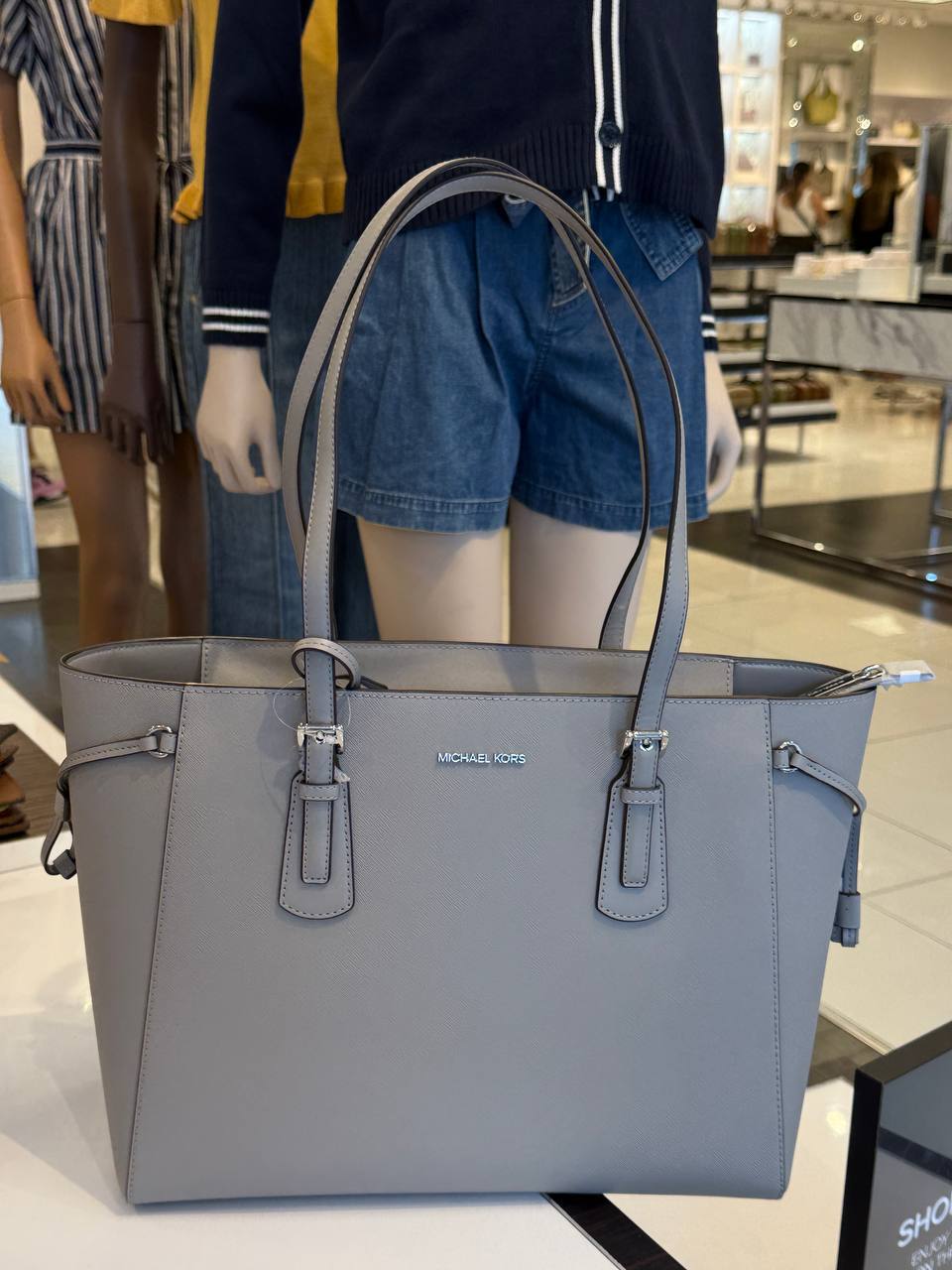 VOYAGER TOTE Bolsa Grande