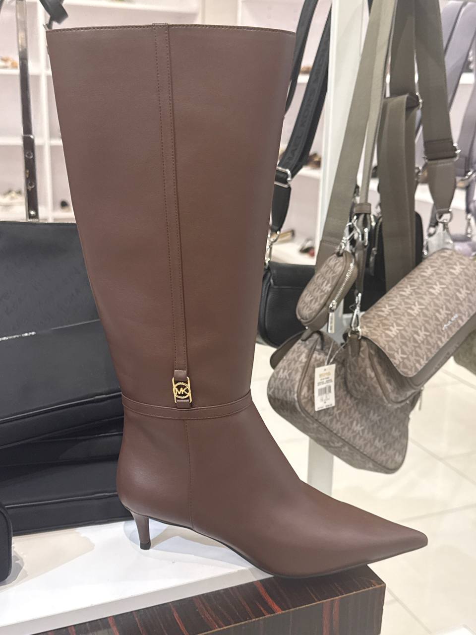 Bota cano alto  Nalia