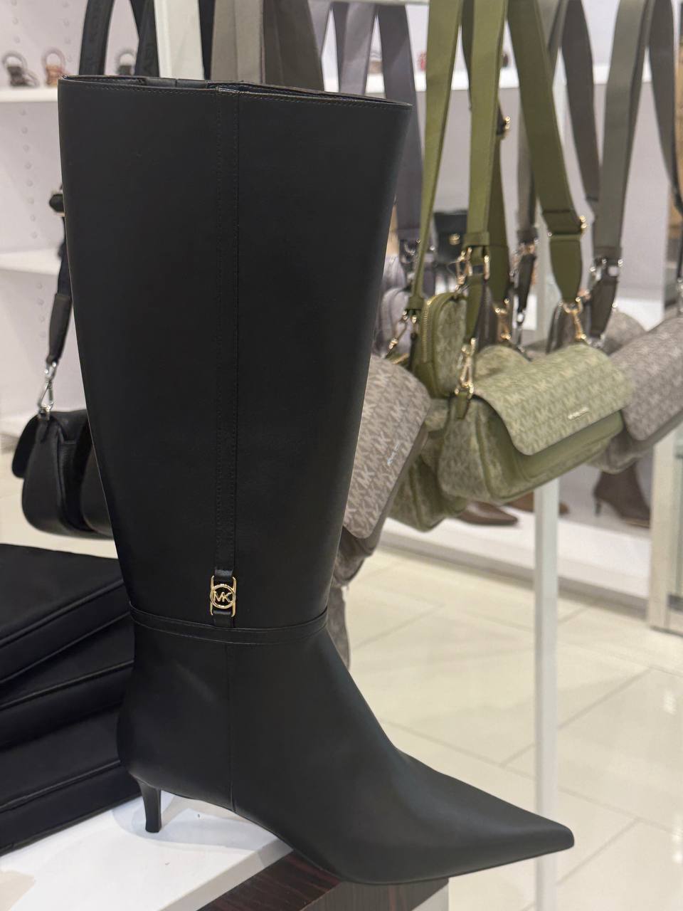 Bota cano alto  Nalia