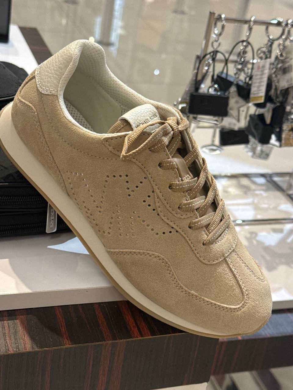 Tenis ESSEX TRAI