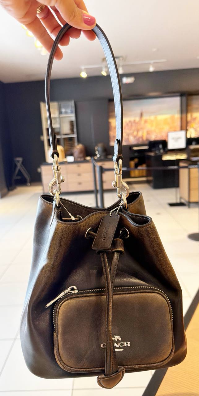 Bolsa Rowan Bucket Bag com Bolso