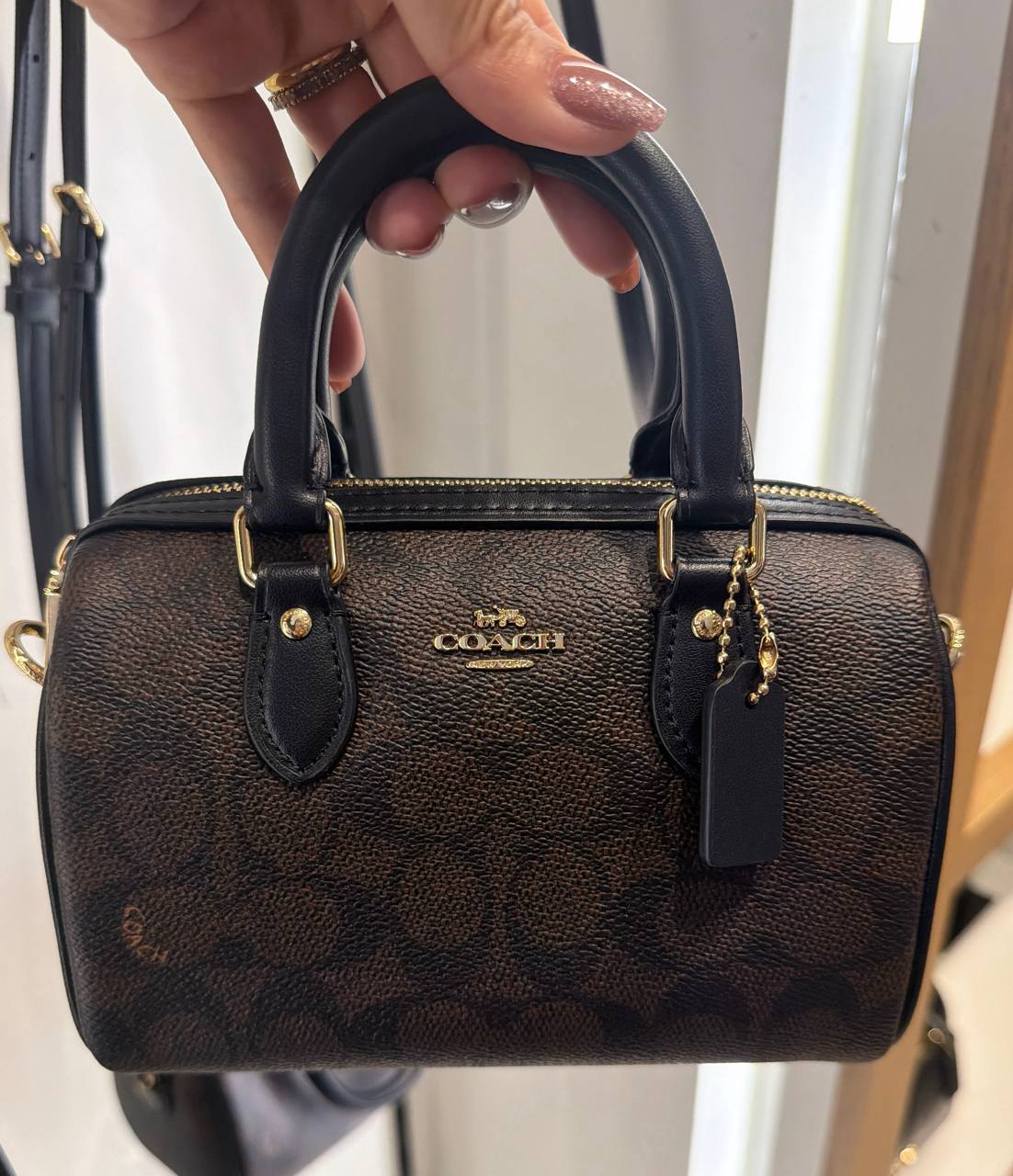 mini Bolsa Baú com alça crossbody