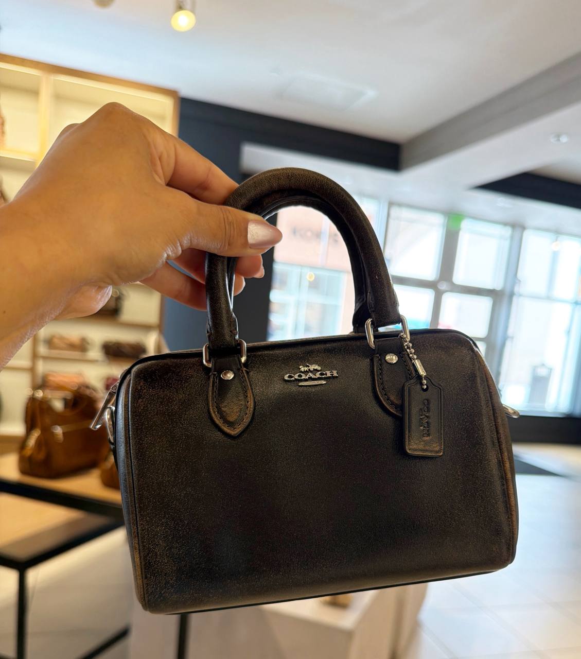 mini Bolsa Baú com alça Extra crossbody