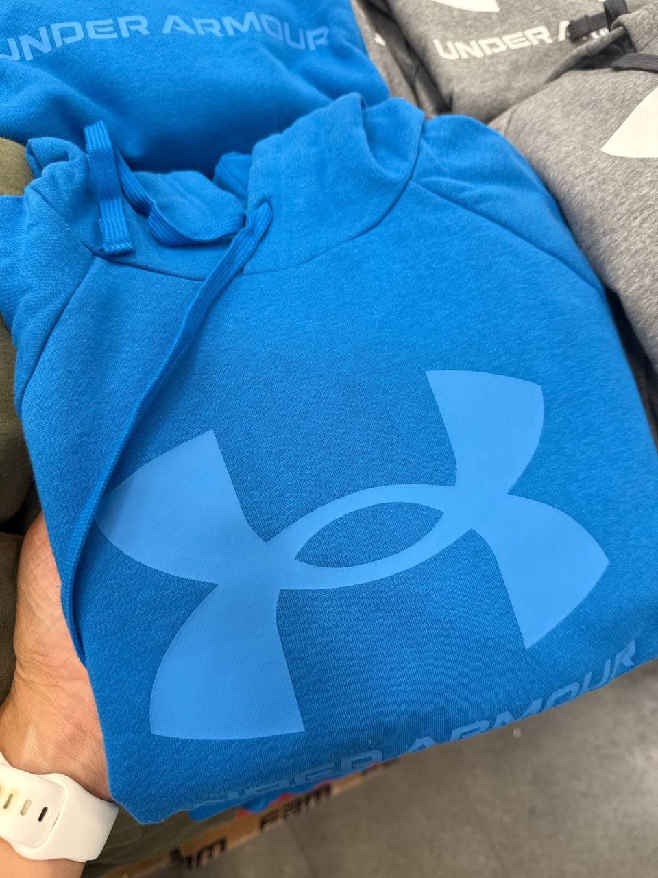   moletom
com fleece  e capuz Under Armour