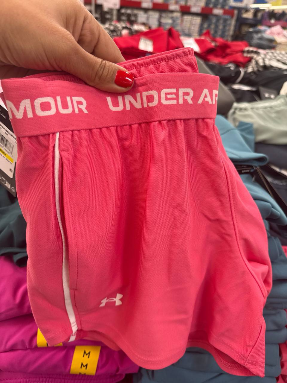  shorts  UNDER ARMOUR