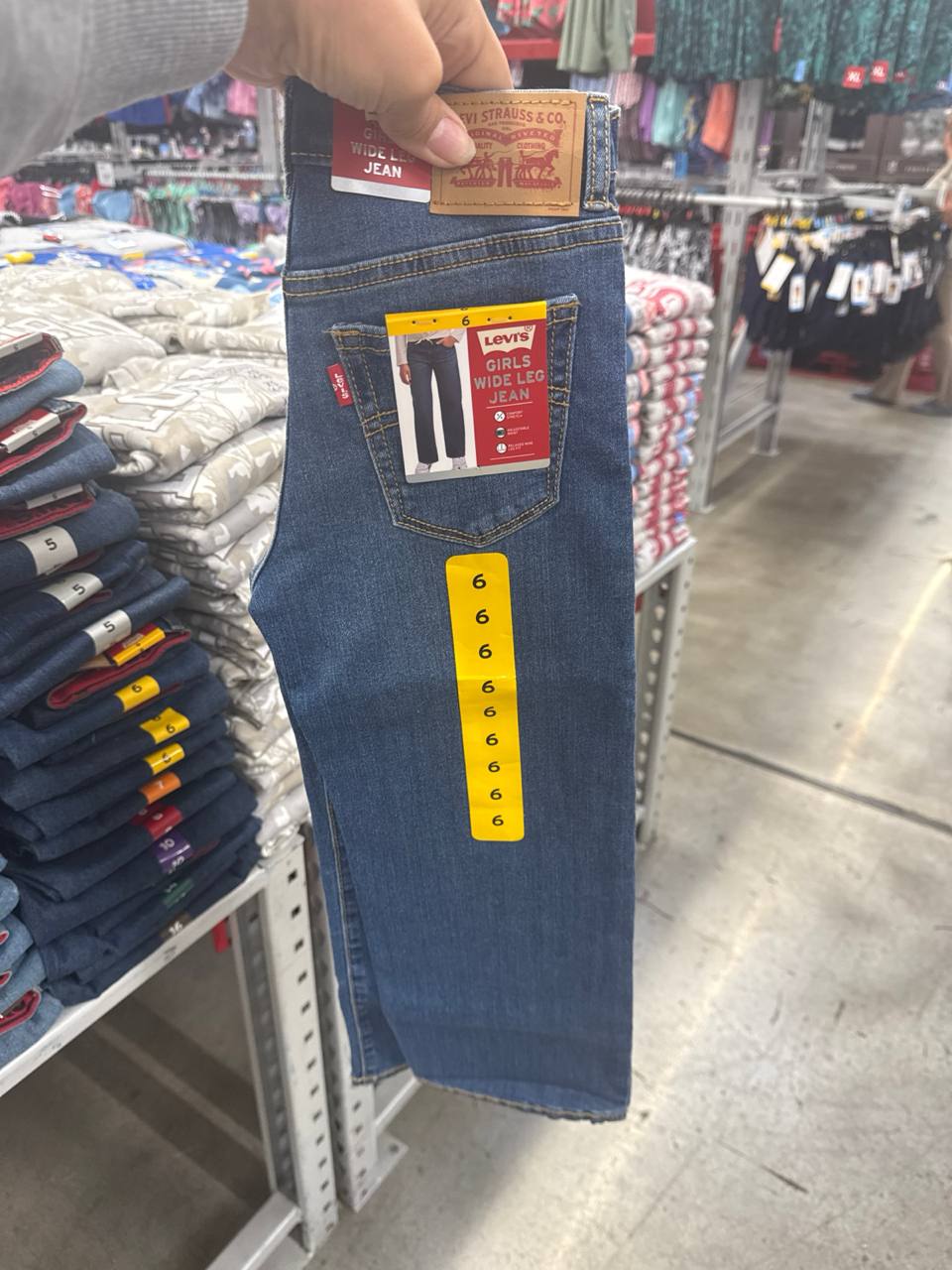 calça Levi’s Girl
