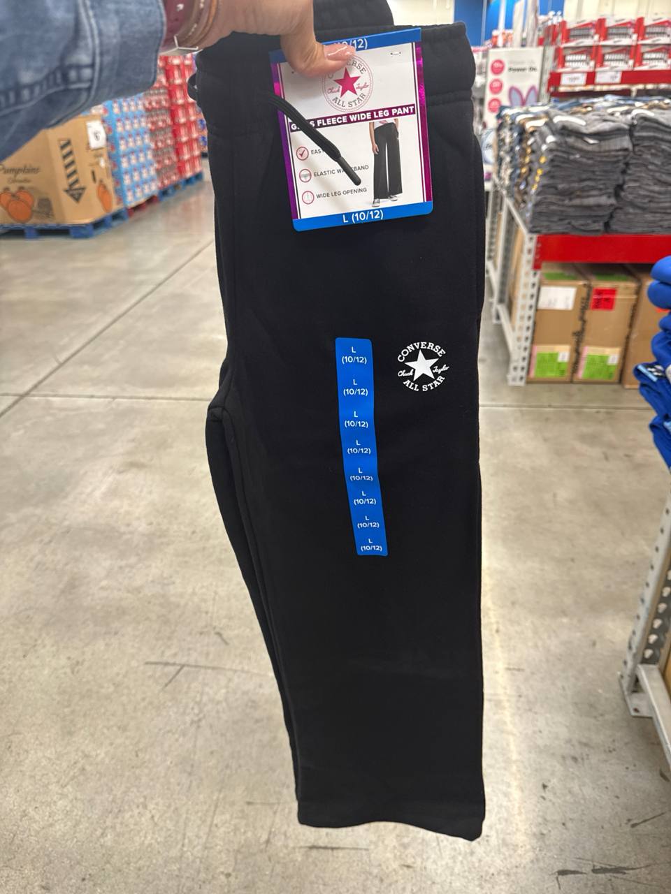 calça com  fleece Converse
