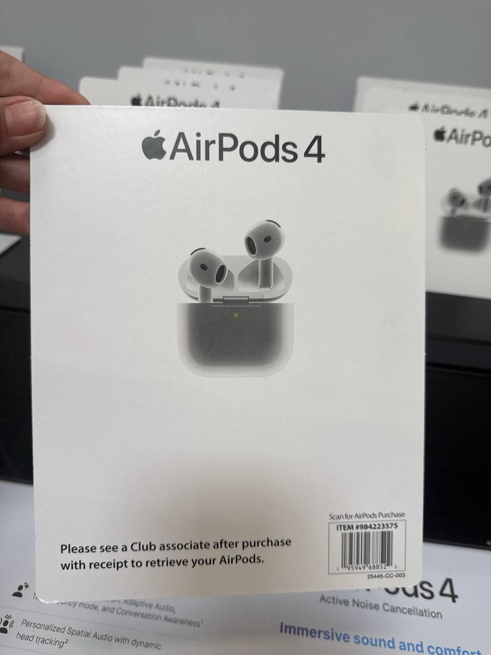 AIRPODS 4