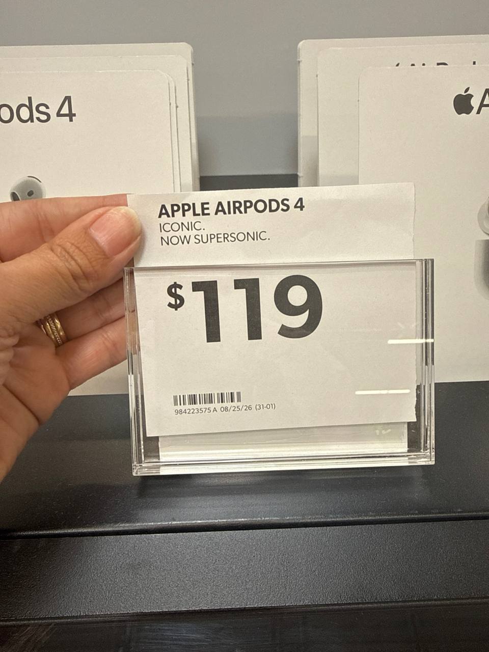 AIRPODS 4