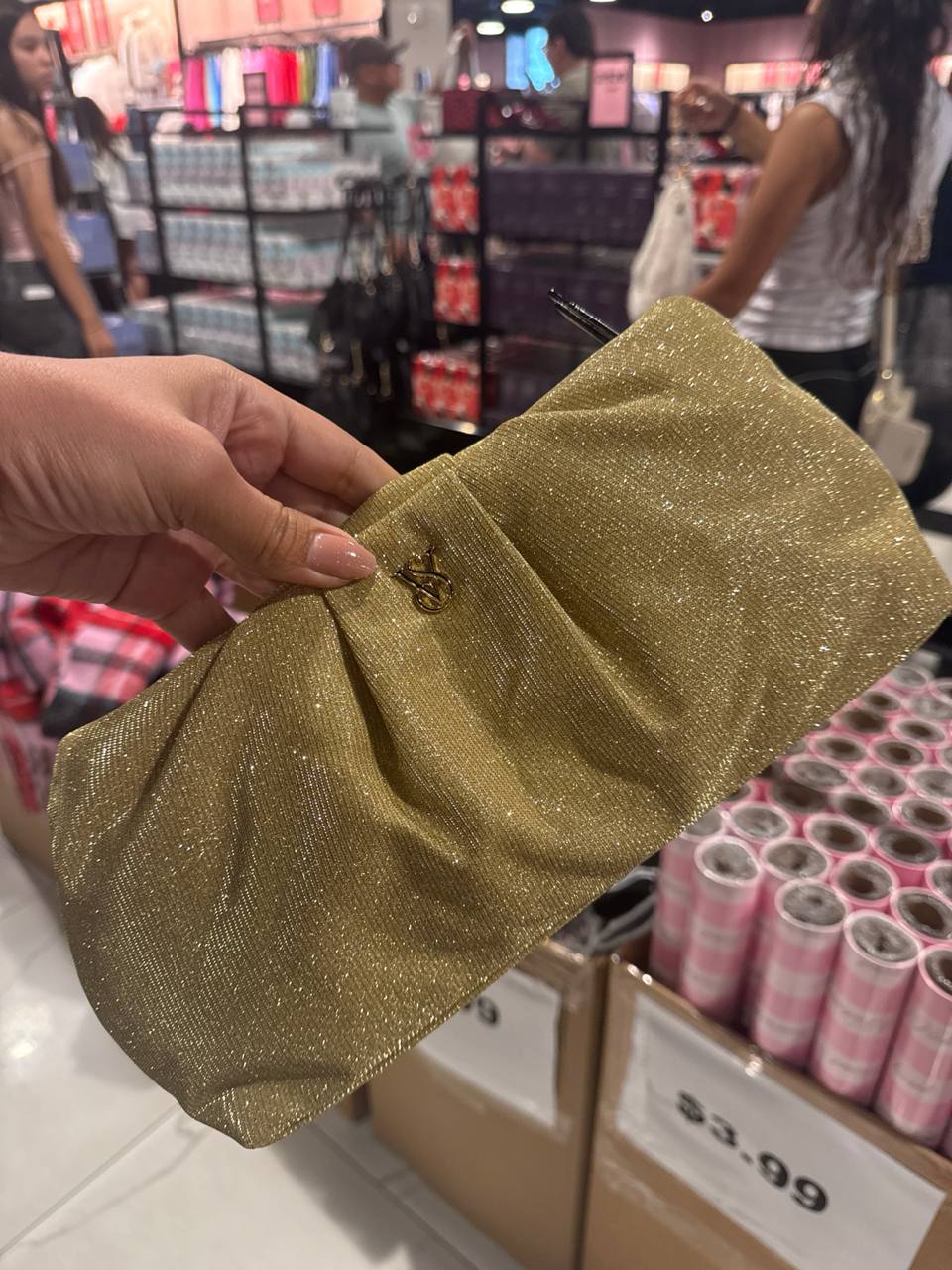 necessarie