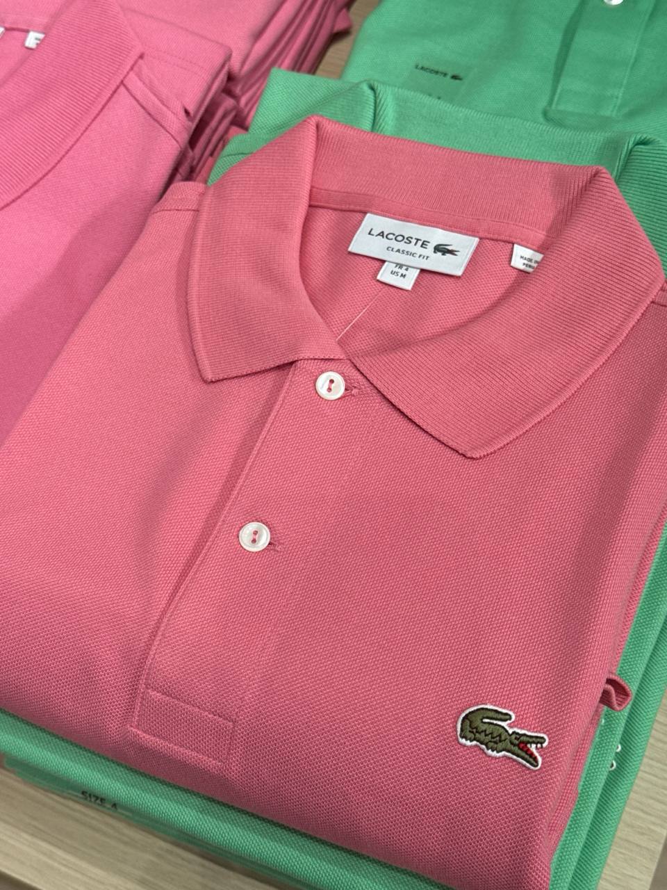 camiseta polo manga curta classic fit