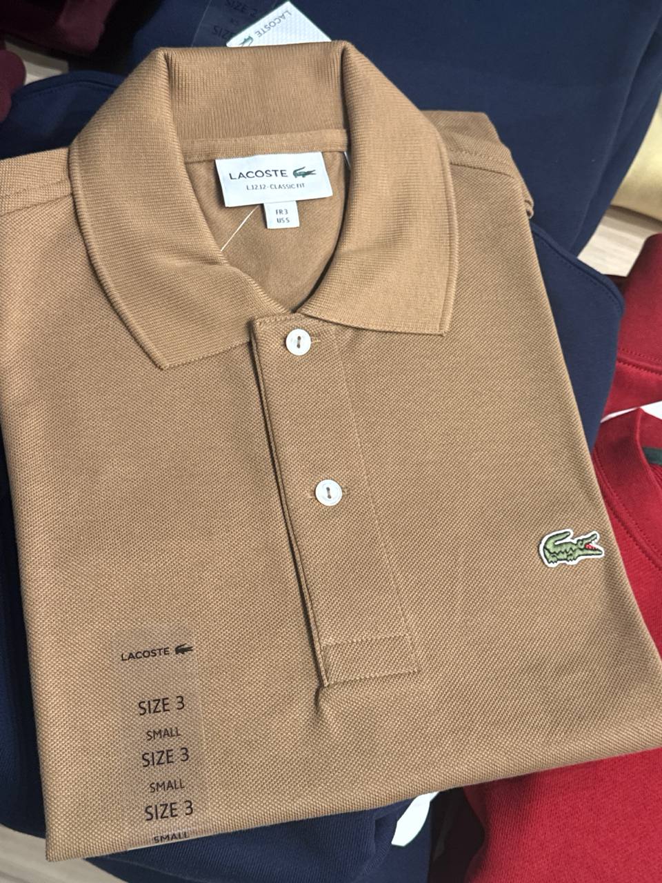 camiseta polo manga curta classic fit