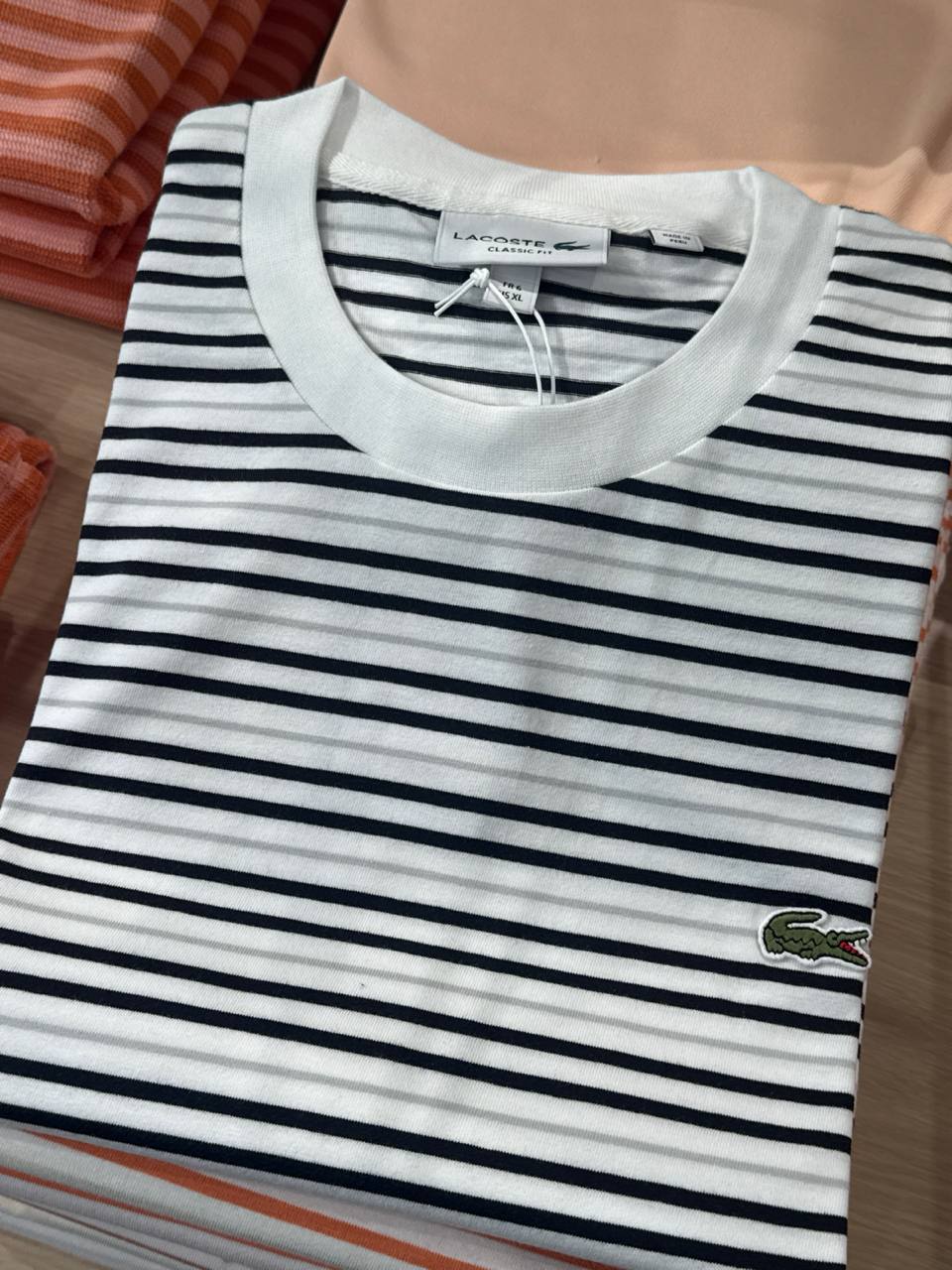 camiseta manga curta classic fit