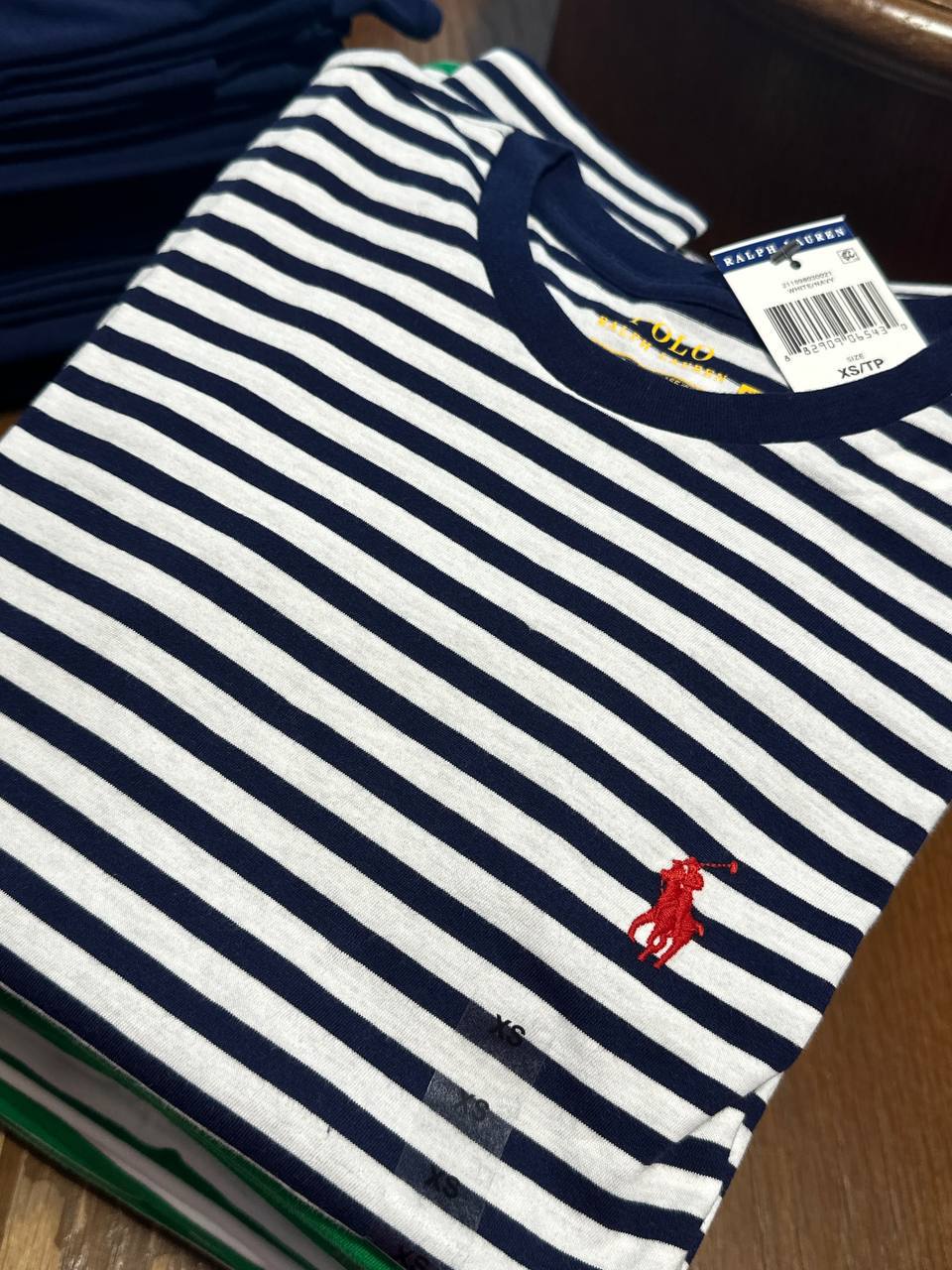 camiseta gola redonda