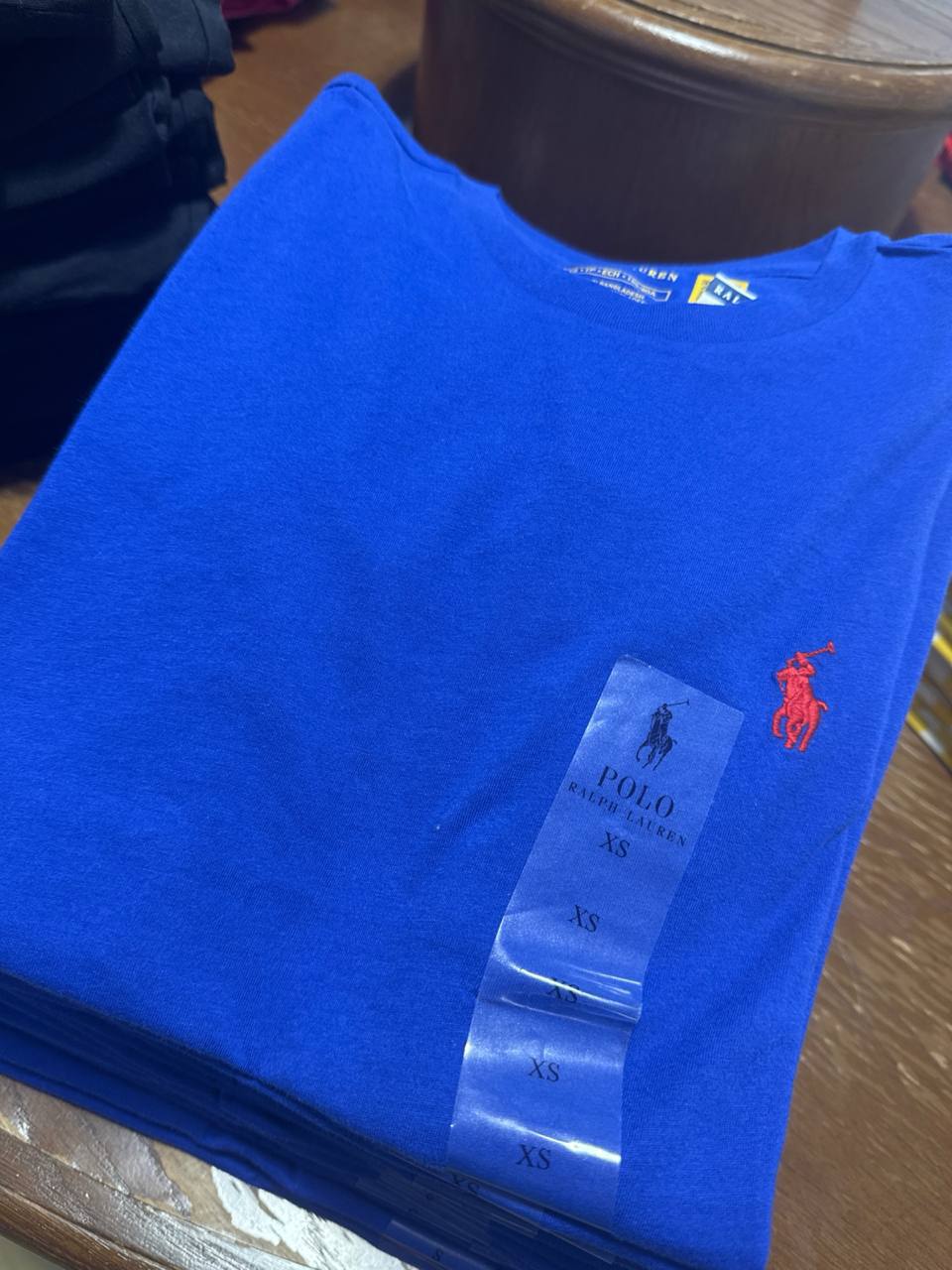 camiseta gola redonda