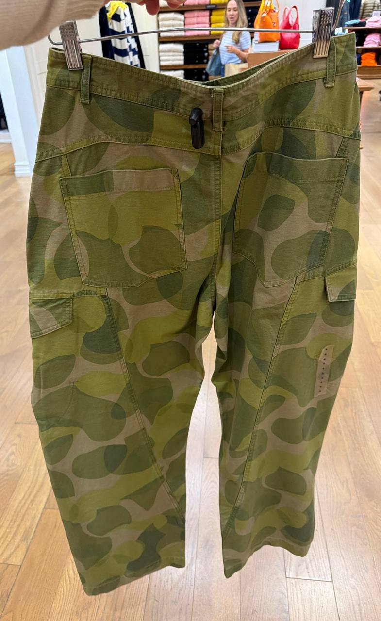 Calça Cargo Camuflada