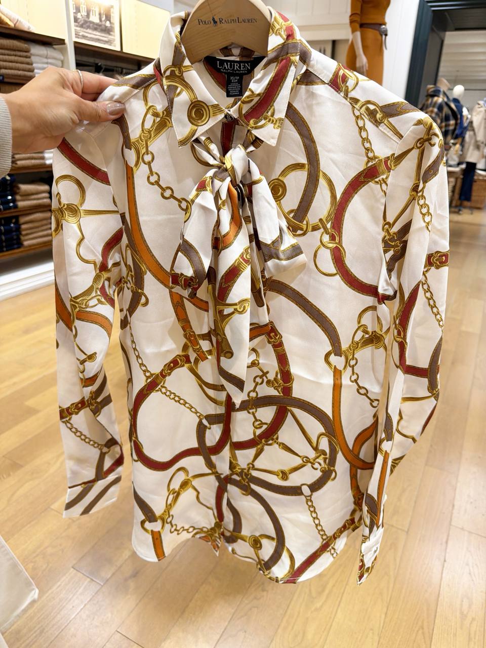 Camisa manga longa acetinada