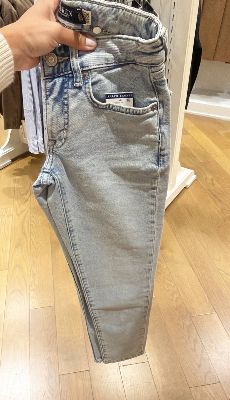 Calça Mid Rise Slim Straight