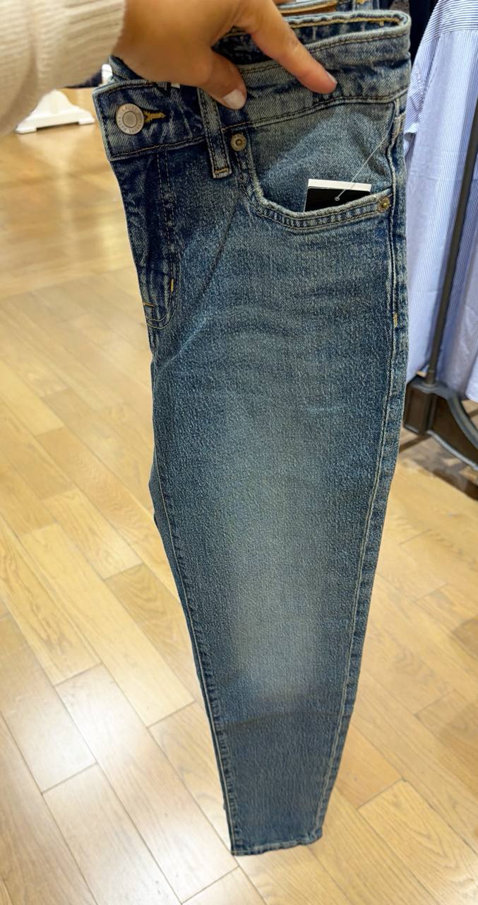 Calça Mid Rise Slim Straight