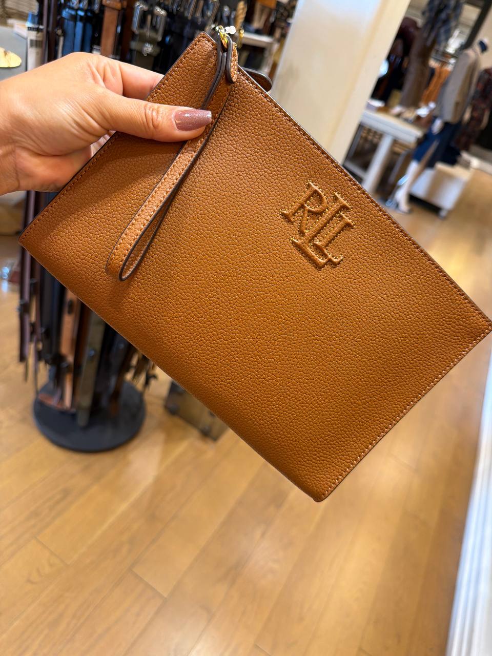 Necessarie