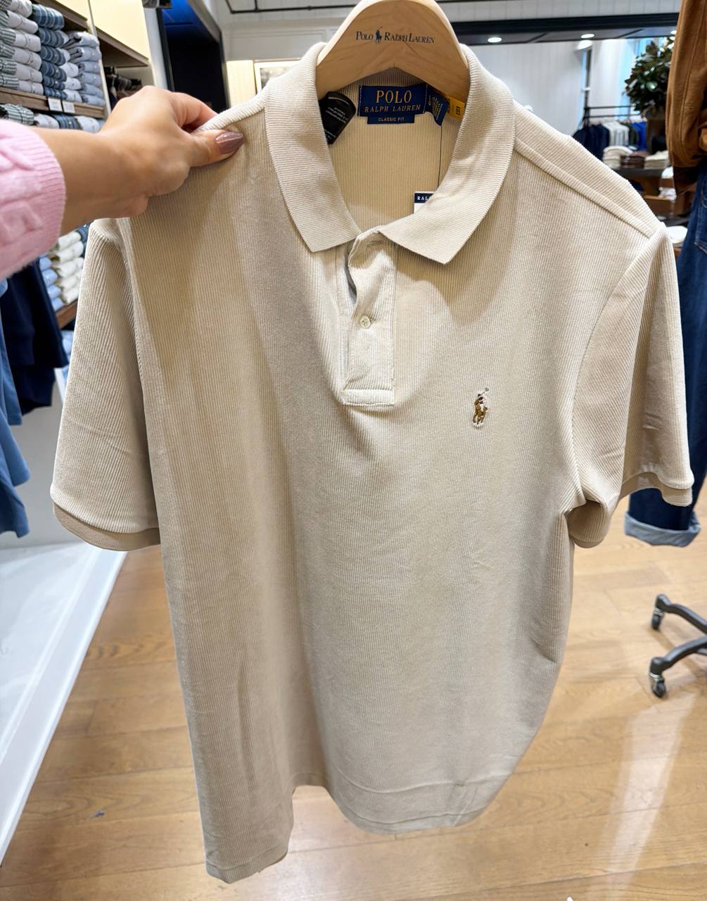 Camiseta Polo em veludo