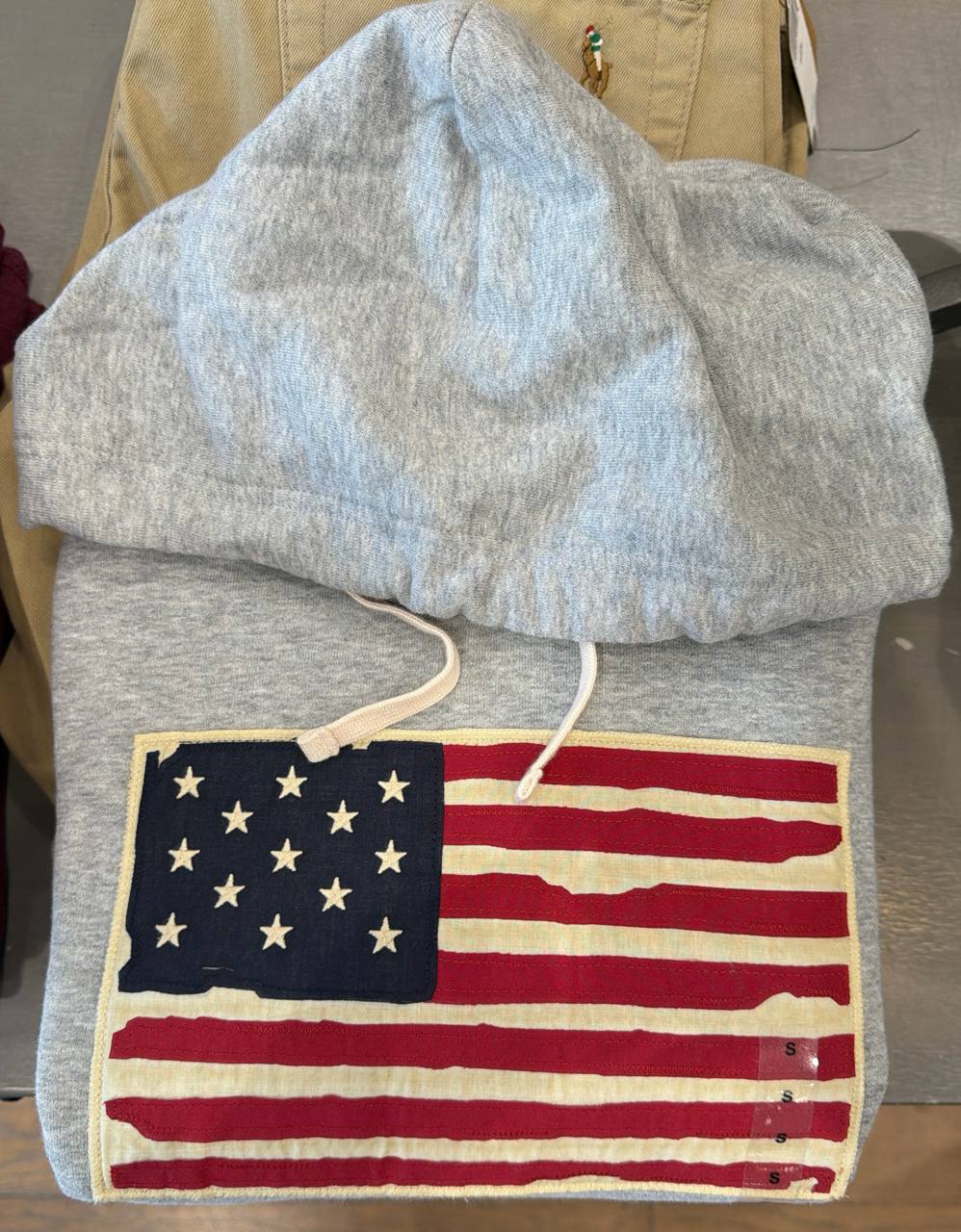 moletom com fleece e capuz