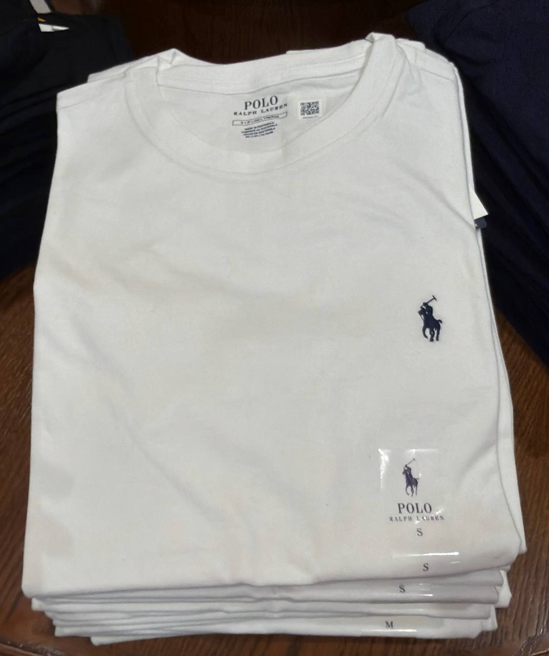 camiseta manga curta gola redonda