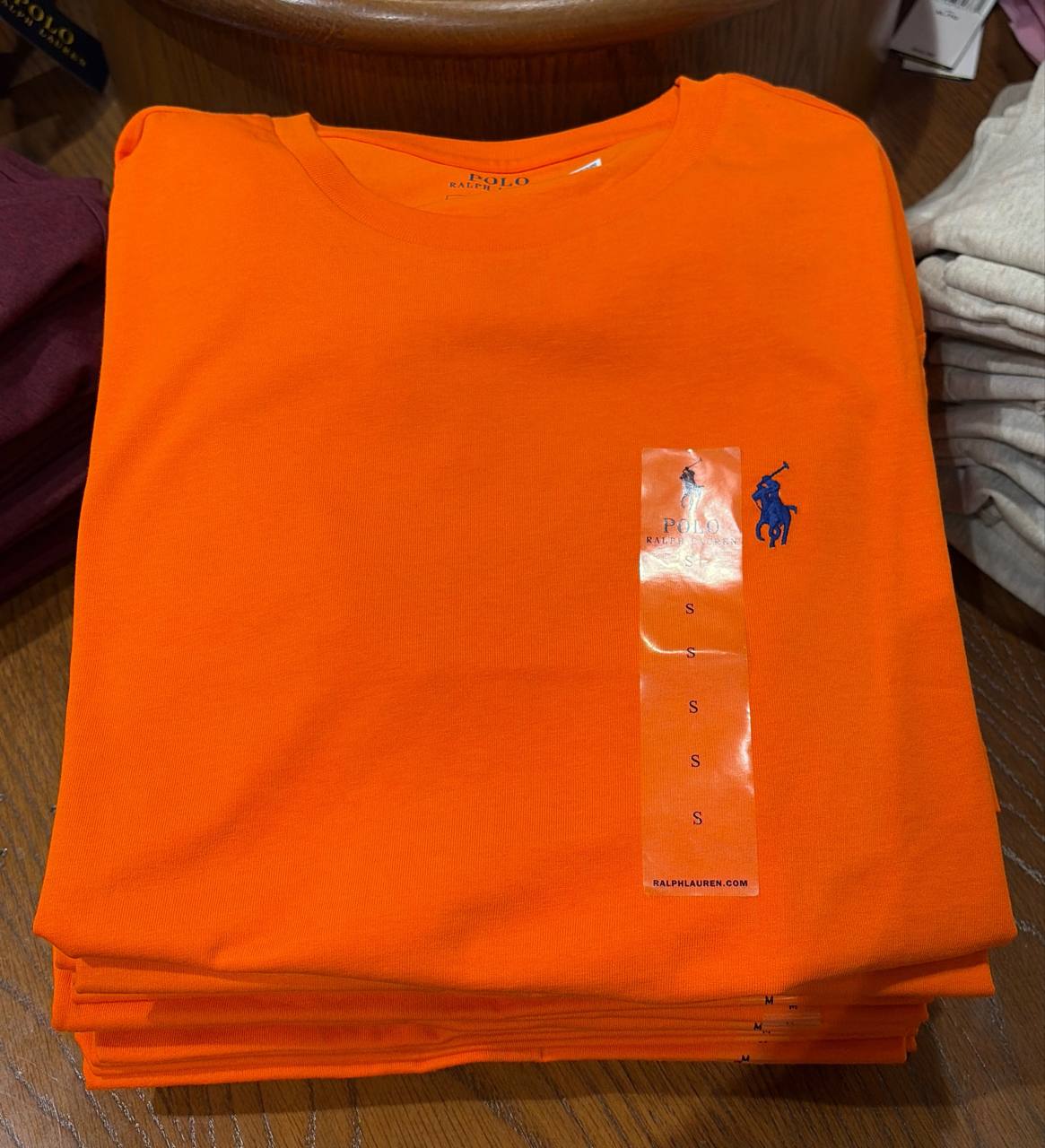 camiseta manga curta gola redonda