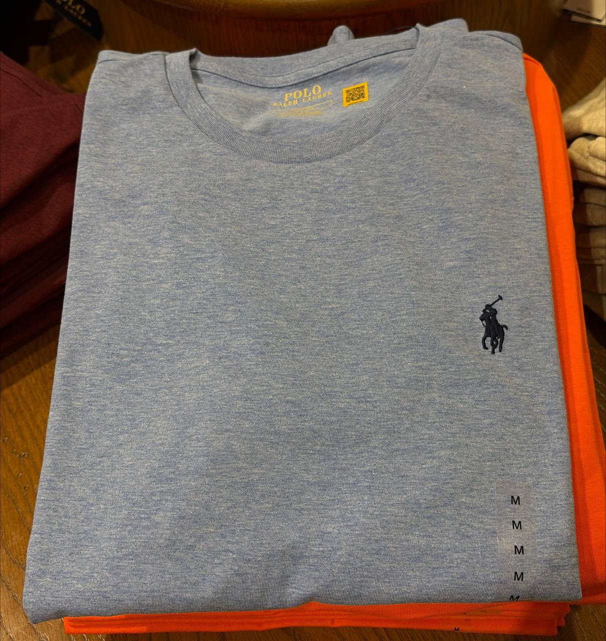 camiseta manga curta gola redonda