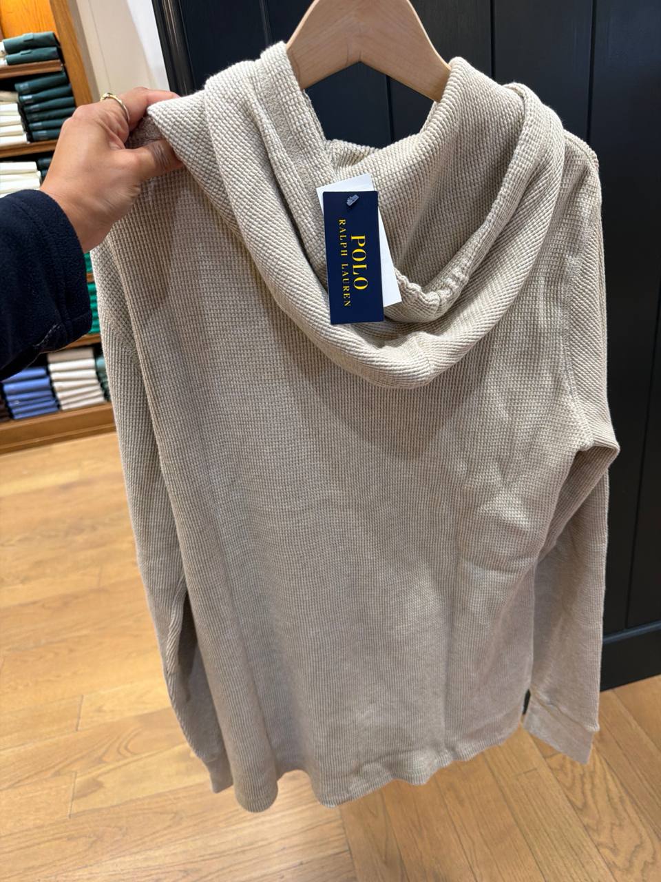 Blusa manga longa com Capuz