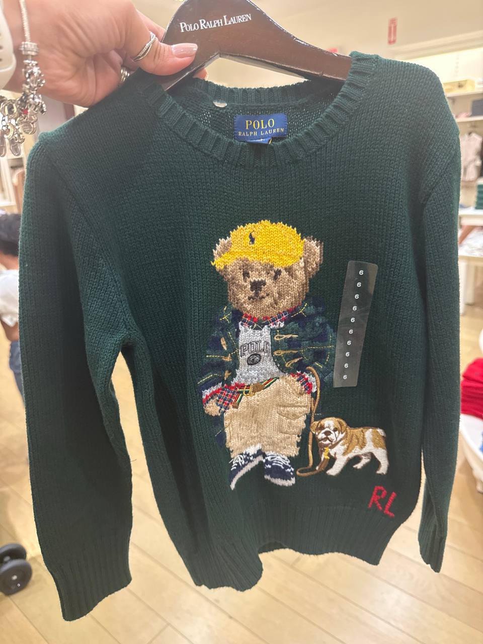 suéter     BEAR