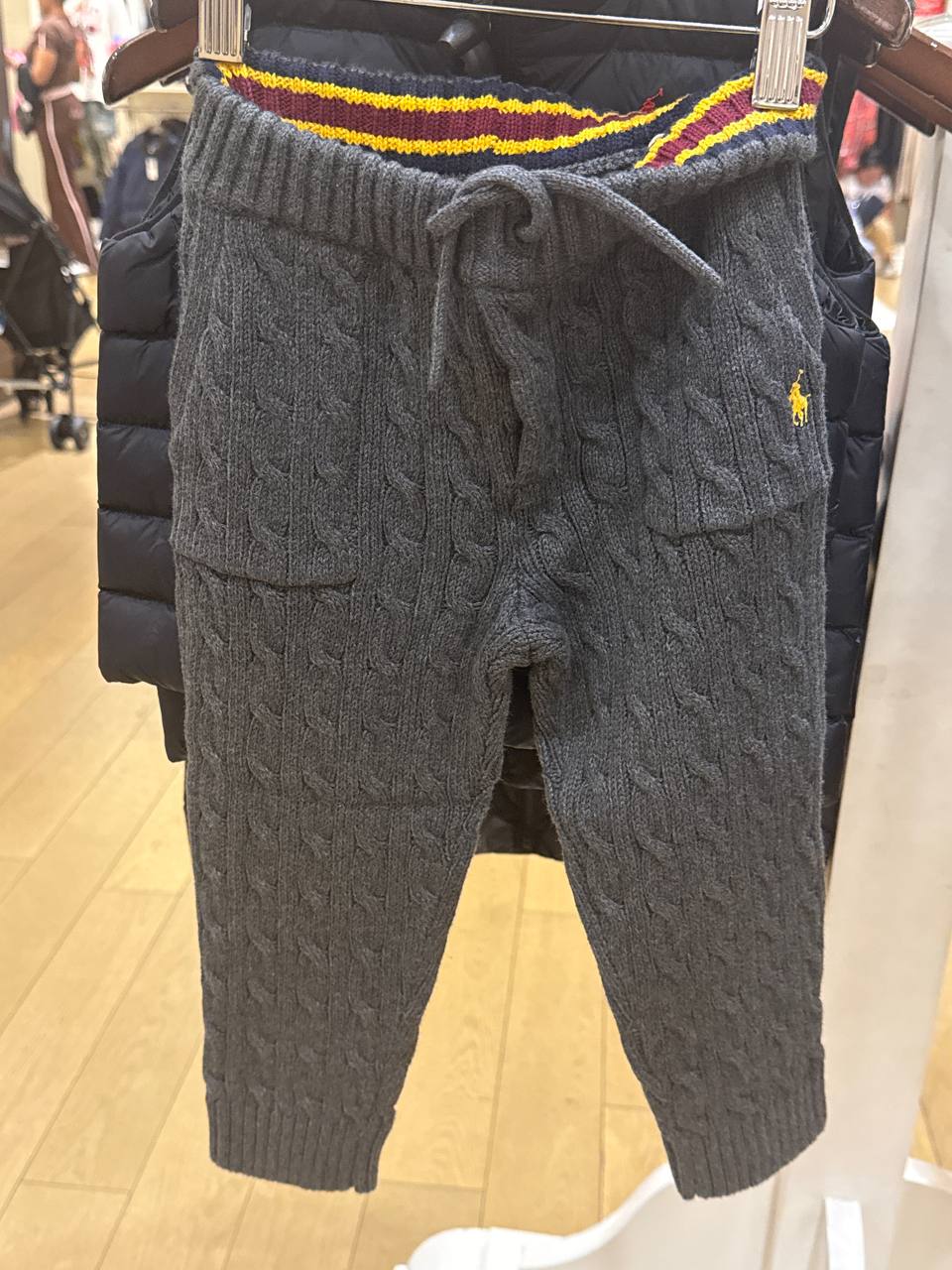 calça tricô