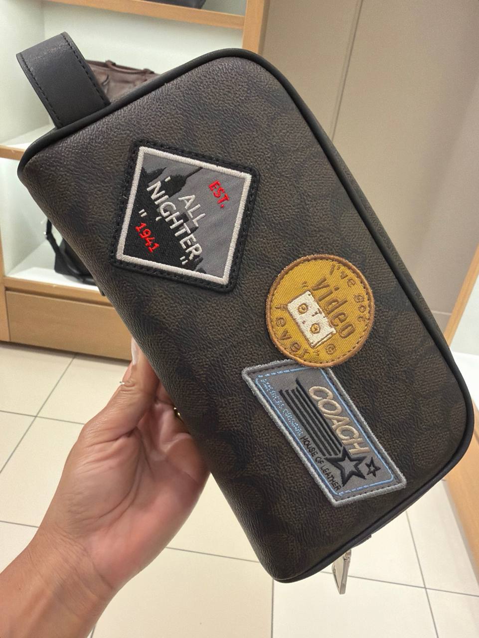 Necessaire Media