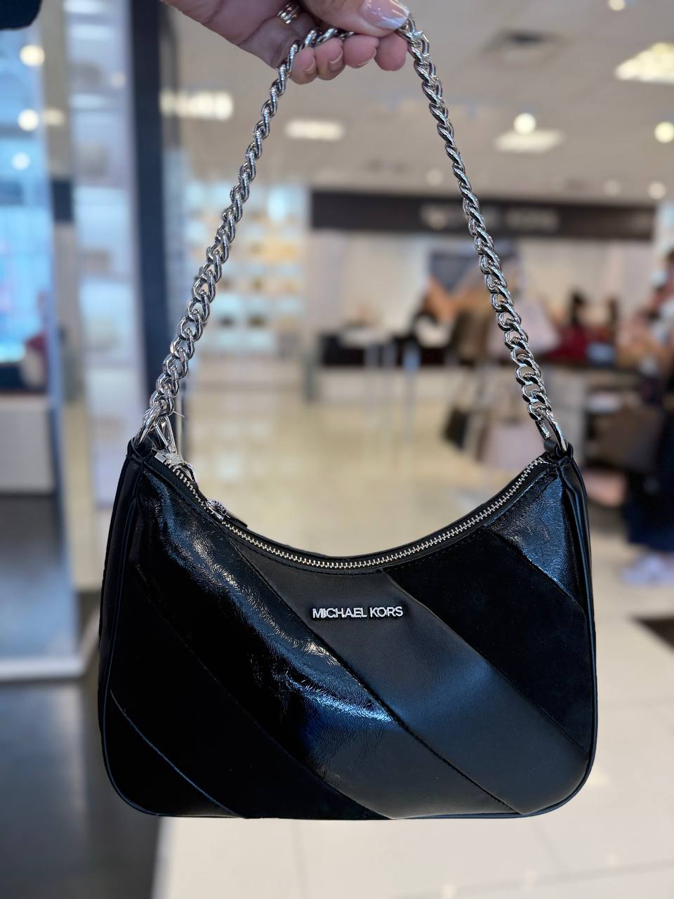 JET SET TRAVEL  LG XBODY