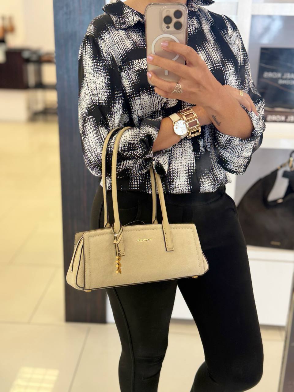 LAILA SM Shoulder tote