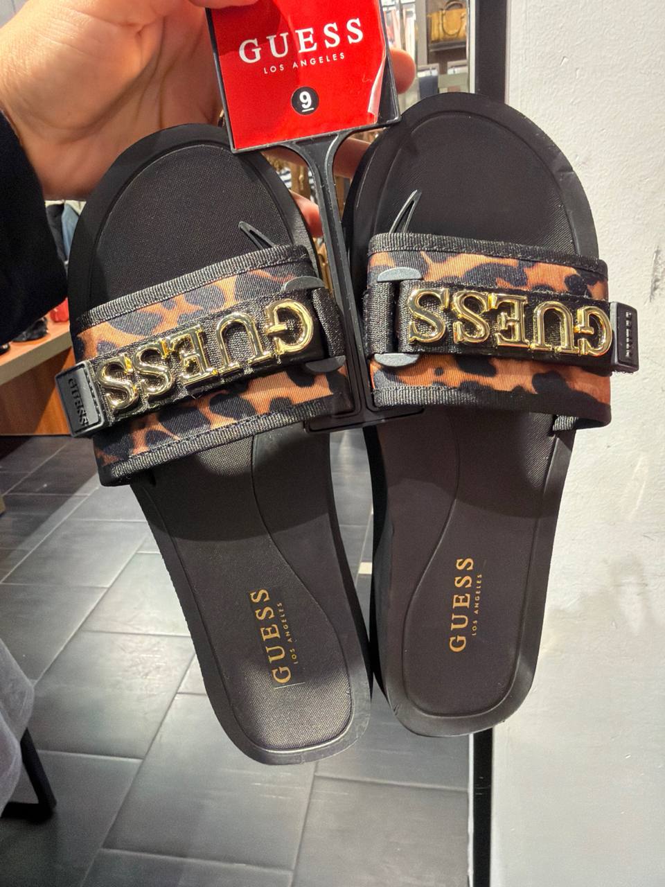 Sandálias