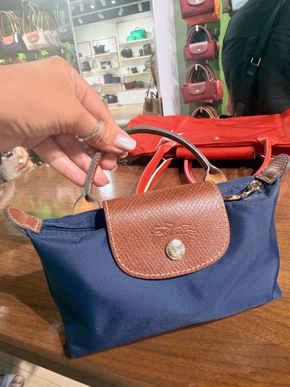 Pouch  não acompanha alça