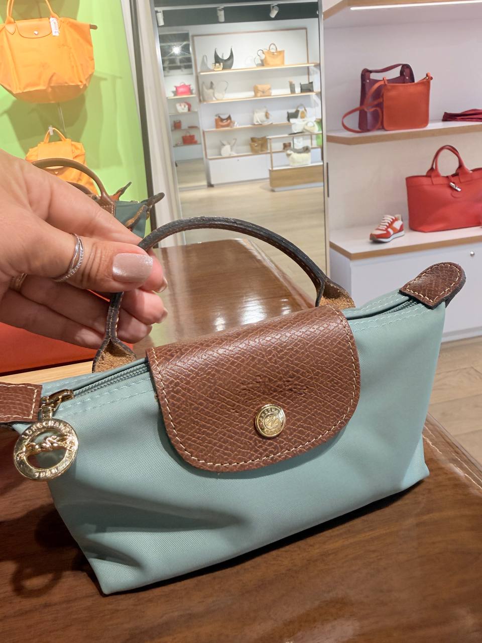 Pouch  não acompanha alça