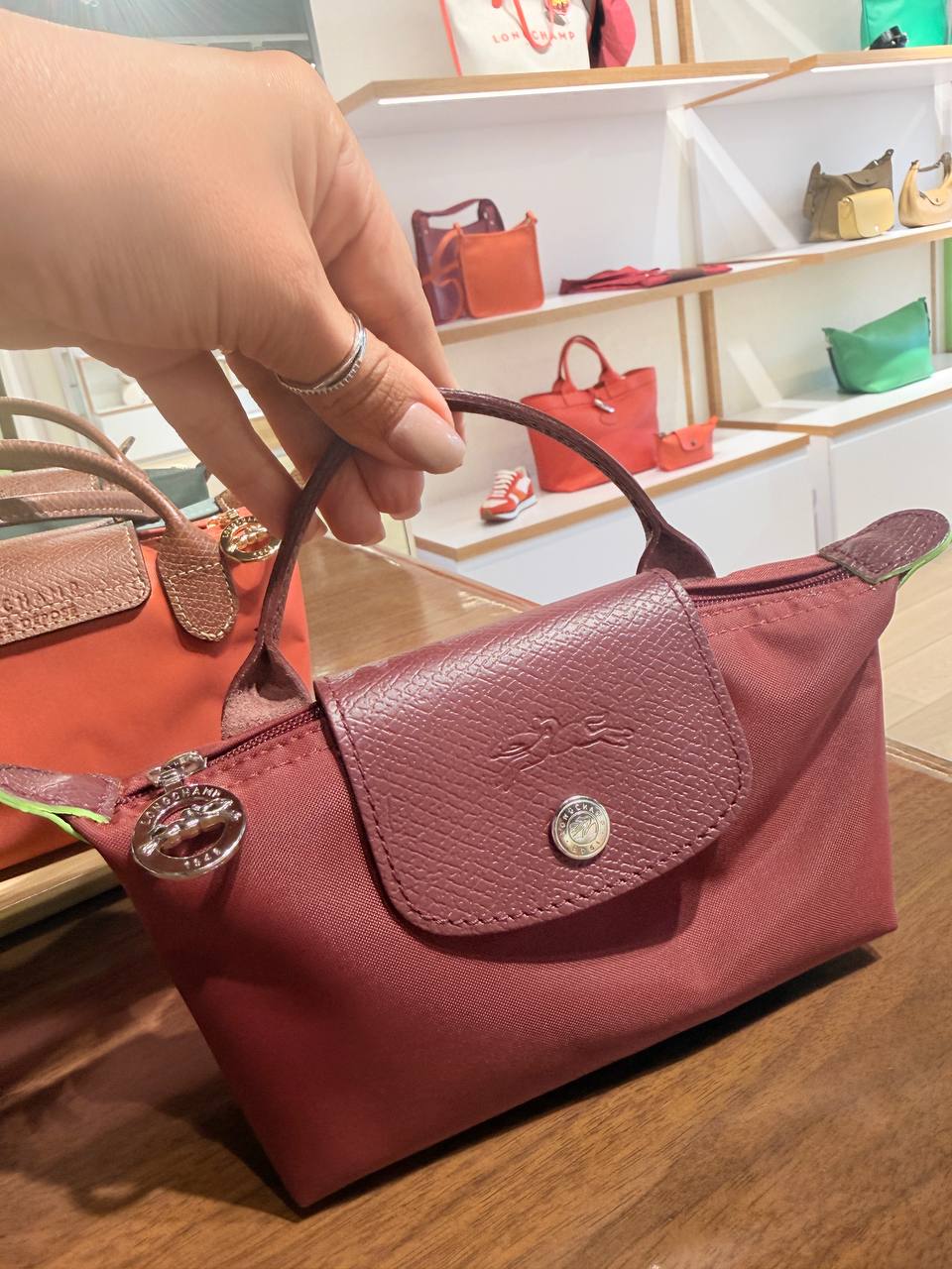 Pouch  não acompanha alça