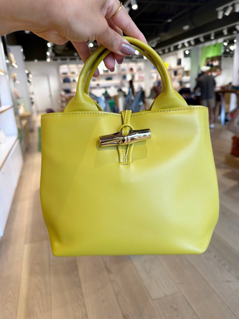 Bolsa pequena crossbody