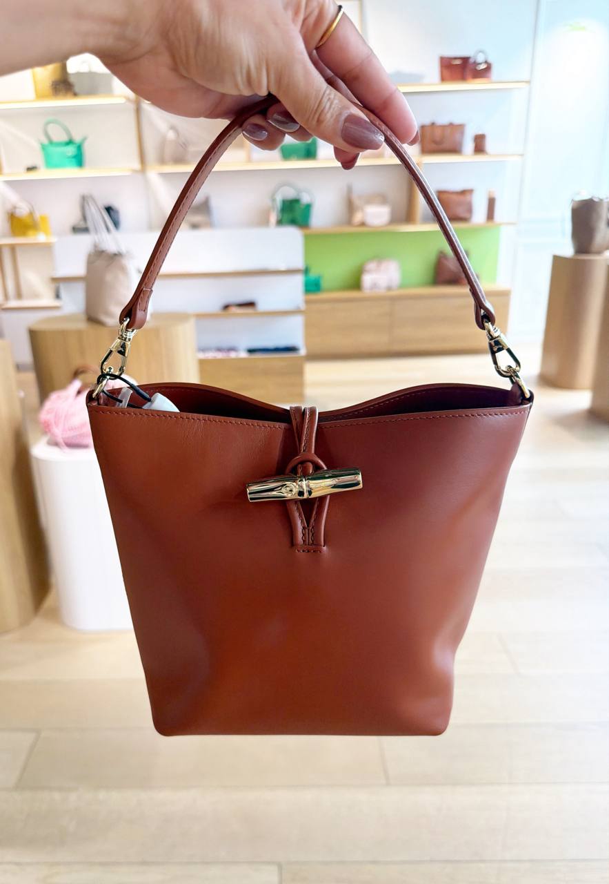 Bolsa Le Roseau XS bucket com alça Extra