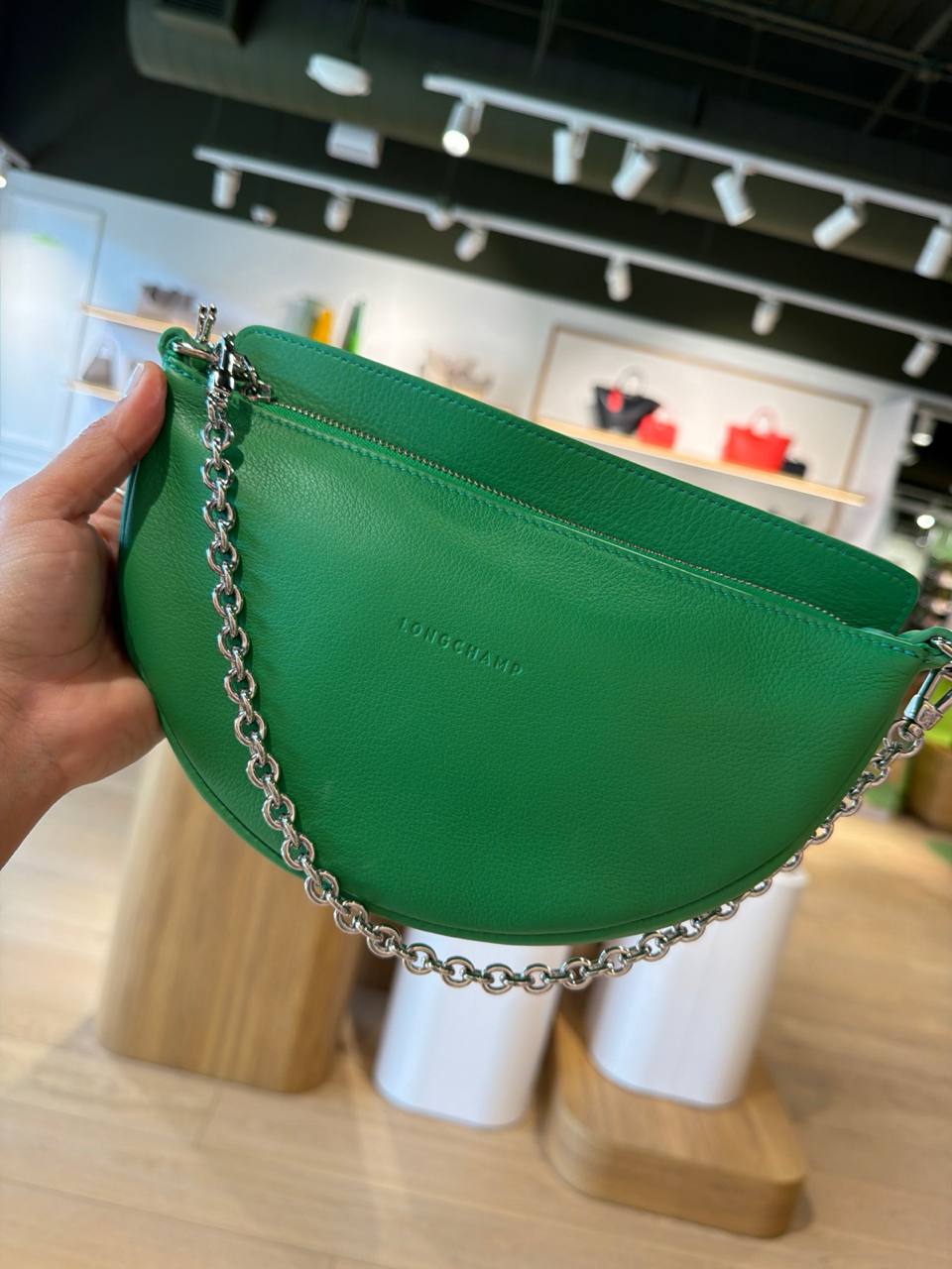 Bolsa pequena crossbody com alça extra