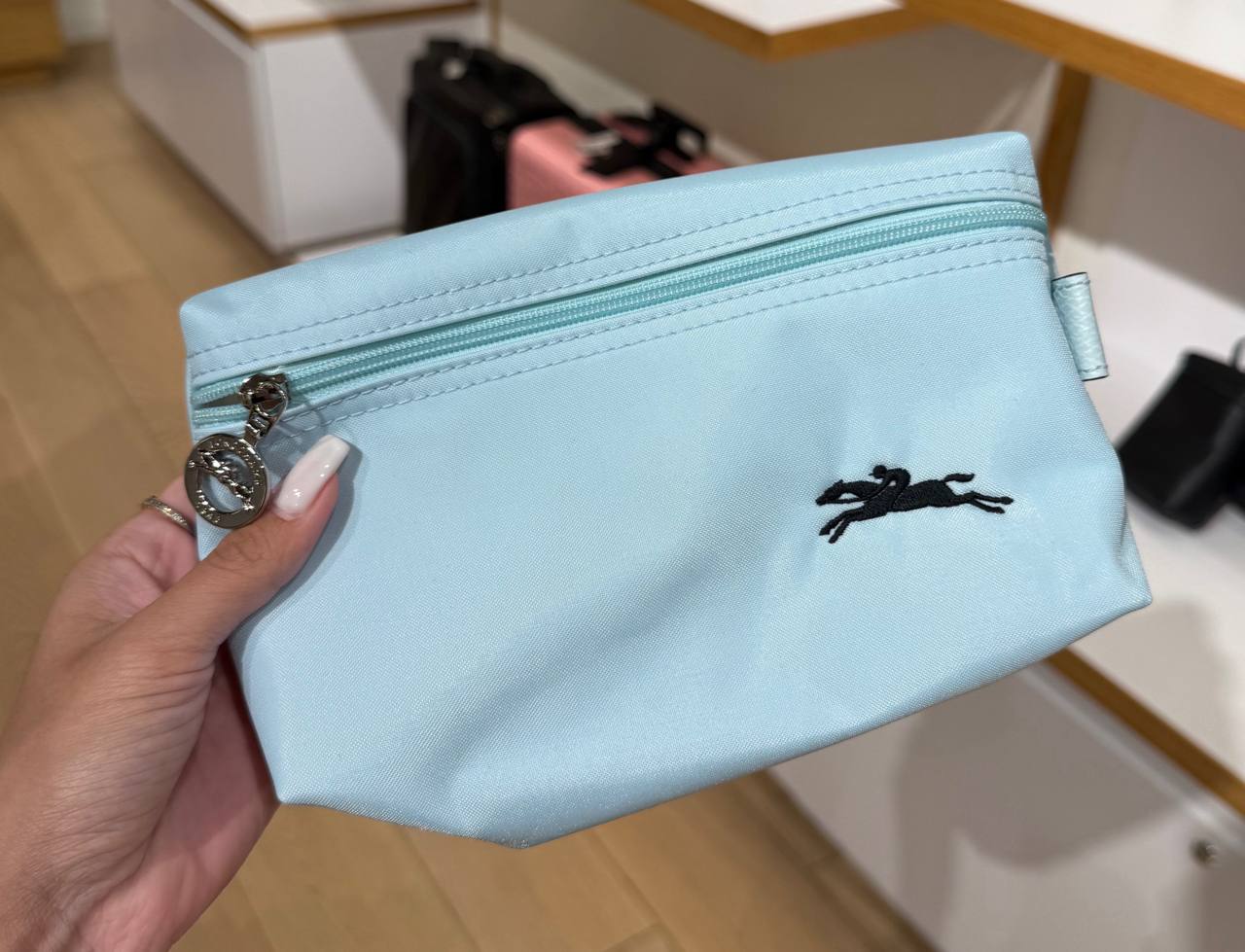 necessaire
